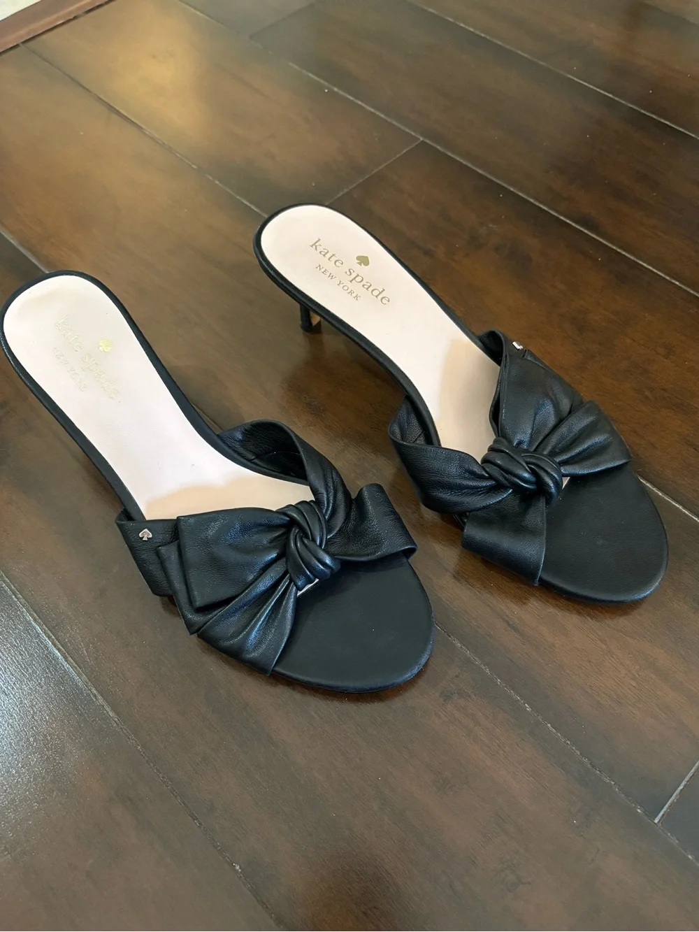 Kate Spade Samantha Abstract Leather Bow Kitten Heel Slide Sandal Size 8